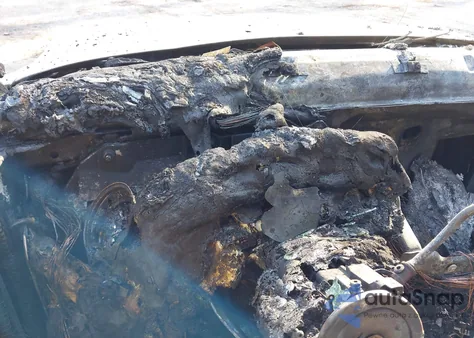 2001 Chevrolet Blazer Lt from USA, damaged, VIN 1GNCS13W512227839